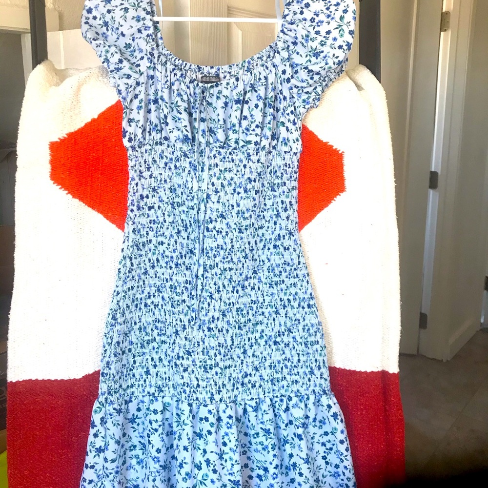 Floral mini stretchy dress